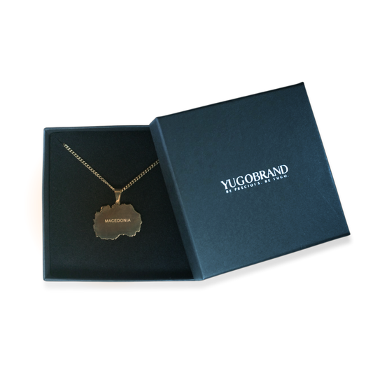 Macedonia small map necklace – gold